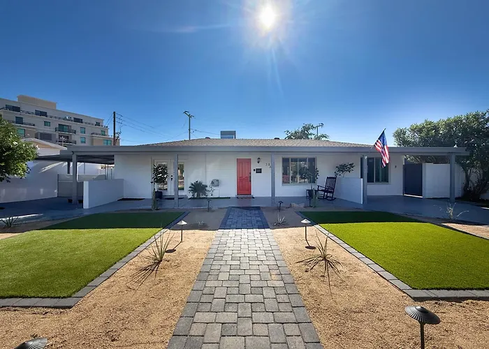 Renovated With Sunny Patio - Walkable To Old Town! Scottsdale